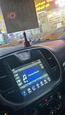 كرايسلر 300